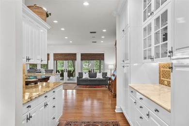 LOCATION. PRIVACY. A FLOOR PLAN THAT LIVES WELL.
Set within - photo 37