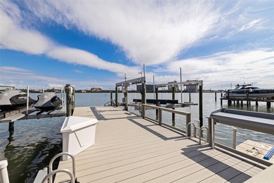 Welcome to this amazing waterfront home featuring 3 bedrooms, 2 - photo 40