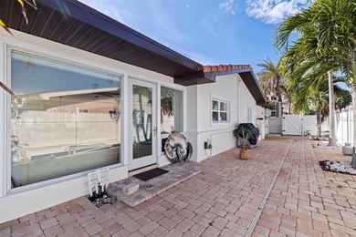 Welcome to this amazing waterfront home featuring 3 bedrooms, 2 - photo 44