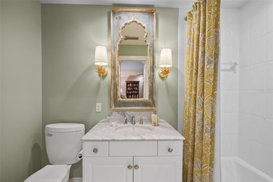 LOCATION. PRIVACY. A FLOOR PLAN THAT LIVES WELL.
Set within - photo 55