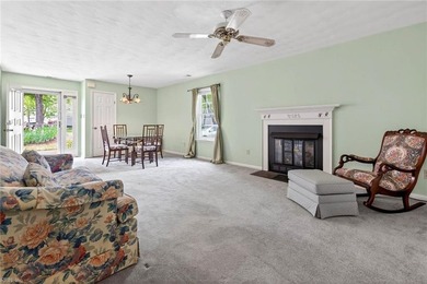 Charming first-floor condo in the sought-after Cypress Pointe - photo 5