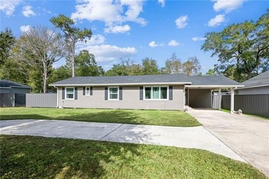 Lake Pontchartrain Home For Sale in Slidell Louisiana