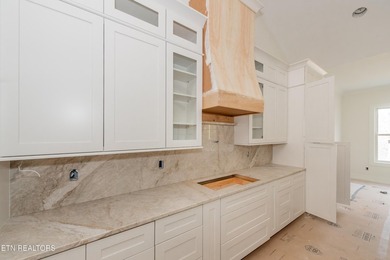 Nestled in a forested enclave, this 3,080 sq ft luxury home - photo 6