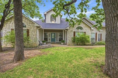 Looking for lots of space while still enjoying all the amenities - photo 1