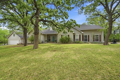 Looking for lots of space while still enjoying all the amenities - photo 2