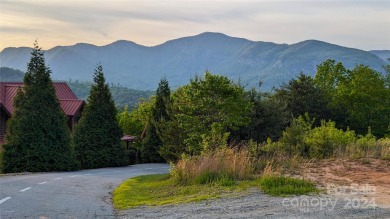 GORGEOUS Gigantic Mountain Views!!! 3.83 Acre Mountain Top - Lake Acreage For Sale in Lake Lure, North Carolina