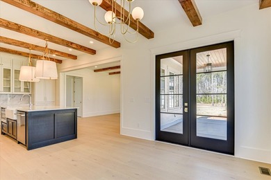 Welcome to this stunning Modern English Cottage with lake access - photo 22