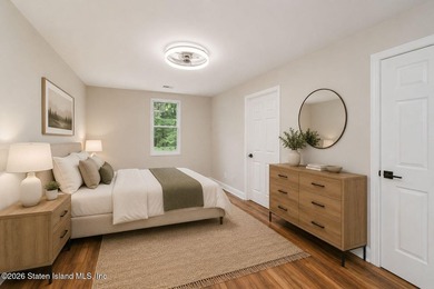 Fully gut-renovated from top to bottom within the last two years - photo 28
