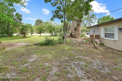 Wow! Tucked away on a quiet dead-end street and this truly - photo 42