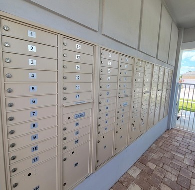 LOOK NO FURTHER THIS PRISTINE UPGRADED HOME SHOWS LIKE A MODEL - photo 44
