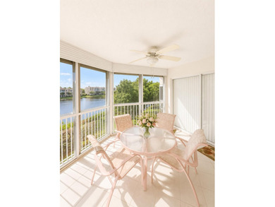 Beautifully updated HUGE corner-unit condo in the desirable - photo 3
