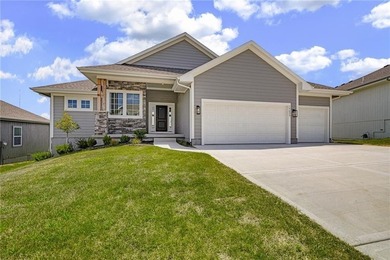 Discover The Payton, a masterfully designed floor plan by Prieb - photo 9