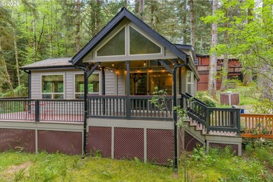 Wooded coastal retreat in the highly desirable Whaleshead Beach - photo 1