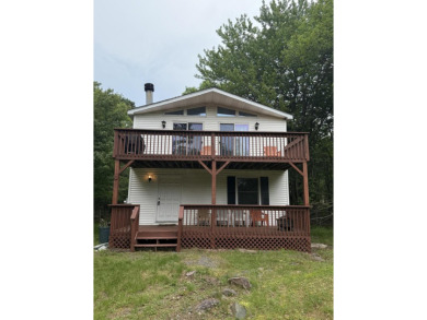 Lake Home For Sale in Blakeslee, Pennsylvania