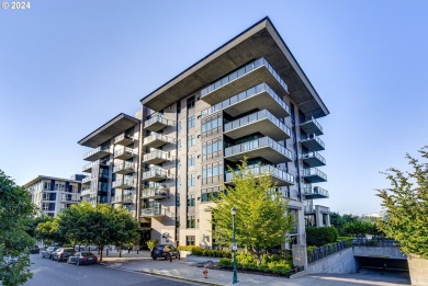 Willamette River - Multnomah County Condo For Sale in Portland Oregon