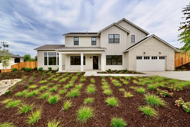Welcome to Altamonte at Sandraya Heights, where luxury - photo 6