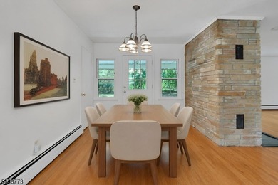 Set on a 0.646-acre property in Oakland's highly regarded - photo 10