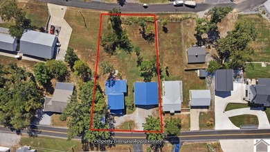 Built in 2023 this 3 bedroom, 3 bath home sits on a spacious 1/2 - photo 8