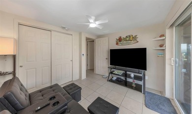 Must see this 2 bedroom/1 bathroom Villa in the heart of Dunedin - photo 22