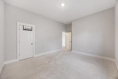 Step into this beautifully maintained 3-bedroom, 2-bath home - photo 24