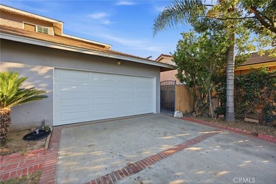 Spacious and versatile, this beautiful 4 bedroom, 3 bathroom - photo 6