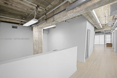 605 Lincoln Road is a boutique office building ideally - photo 9