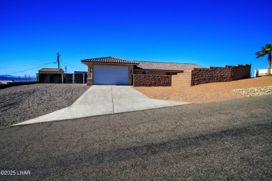 Lake Home Sale Pending in Lake Havasu City, Arizona