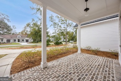 Bent Pine modern farmhouse, only two years old, with amazing - photo 10