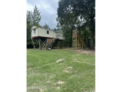 Lake Home For Sale in Burgaw, North Carolina