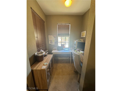 One Bedroom plus Loft (Den). 2 Car Garage (Tandem Garage: one - photo 13