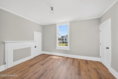 Step back in time while enjoying modern comfort at 319 Grubb - photo 22