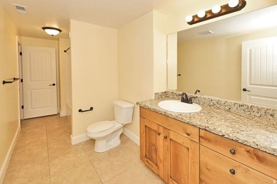 Beautifully maintained Spanish Fork townhome offering space - photo 29