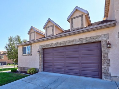 Beautifully maintained Spanish Fork townhome offering space - photo 31