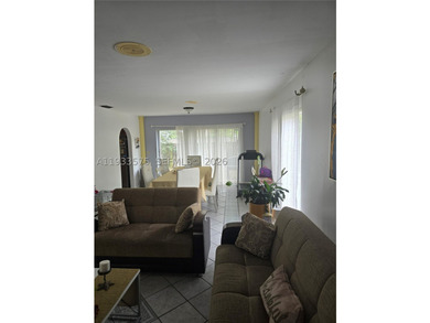 GREAT HOME IN A GREAT LOCATION, THIS AMPLE HOME WITH 4 BESROOMS - photo 2