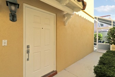 Nestled in the highly sought-after Tequesta Oaks community, this - photo 4