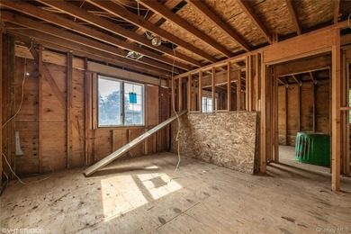 OPPORTUNITY TO CREATE YOUR DREAM WATERFRONT HOME IN THE VILLAGE - photo 14