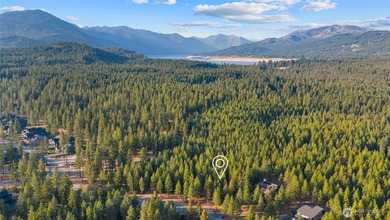 Experience the art of semi-custom mountain living in the private - photo 15