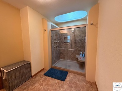 Fantastic 5-bedroom, 4.5-bath home with massive 24x54 garage on - photo 16