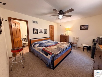 Fantastic 5-bedroom, 4.5-bath home with massive 24x54 garage on - photo 17