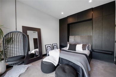 A one of a kind, warm and inviting custom Studio City hillside - photo 32