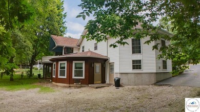 Fantastic 5-bedroom, 4.5-bath home with massive 24x54 garage on - photo 35