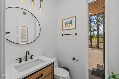 Welcome to 3560 S Clubhouse Circle - Single-level home with a - photo 37