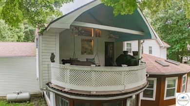 Fantastic 5-bedroom, 4.5-bath home with massive 24x54 garage on - photo 37