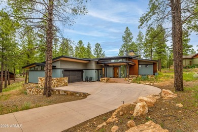 Welcome to 3560 S Clubhouse Circle - Single-level home with a - photo 40
