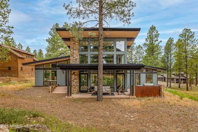 Welcome to 3560 S Clubhouse Circle - Single-level home with a - photo 41