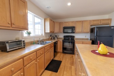 Welcome to your dream home in the prestigious Cumberland Shores - photo 42