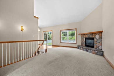 NEWLY LISTED! Tucked within the charming Autumn View plat - photo 3