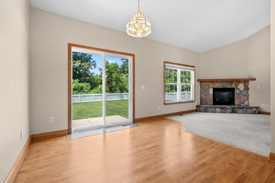 NEWLY LISTED! Tucked within the charming Autumn View plat - photo 7