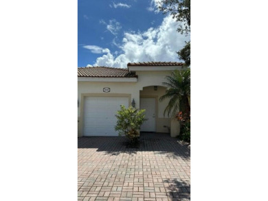 (private lake, pond, creek) Home For Sale in West Palm Beach Florida