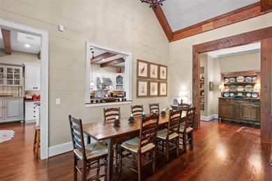 Welcome to an extraordinary lakefront retreat on Lake Toxaway - photo 15